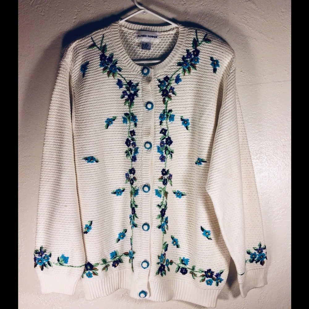 ALFRED DUNNER SWEATER